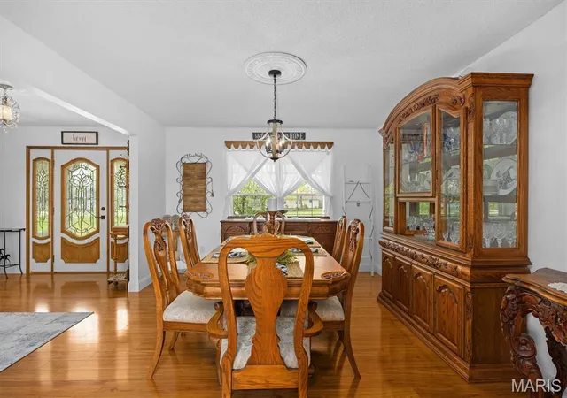 Photo 4 of Single family home for sale at 435 Kelly Dr, Granite City, IL 62040 | MLS# MIS26056741 | Listing updated on 2026-09-14