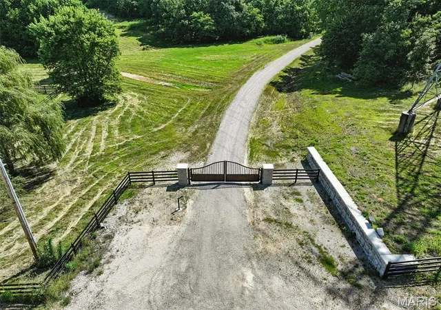 Photo 2 of Land for sale at 45 +/- Ac Twin River Rd, Eureka, MO 63025 | MLS# MIS26056747 | Listing updated on 2026-09-03