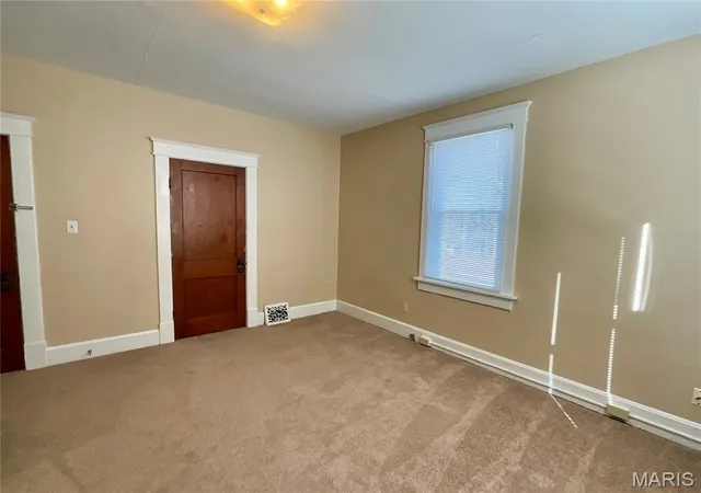Listing Photo 2 - Condo for sale in building located at 905 N Church St, Belleville, IL 62220