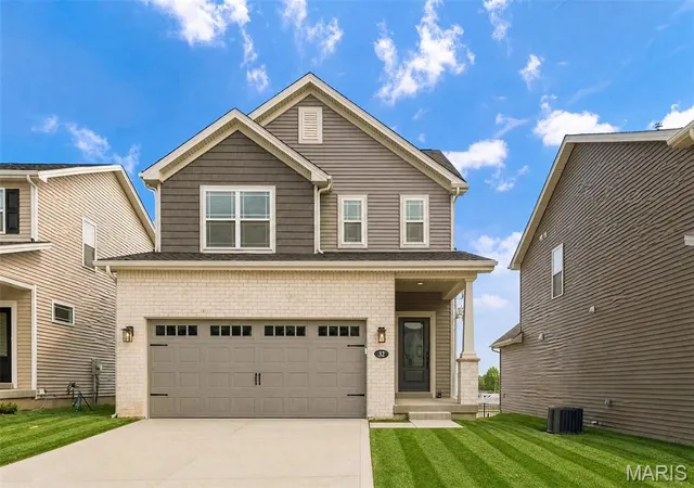 Photo 1 of Single family home for sale at 32 Wingtip Ct, Saint Peters, MO 63376 | MLS# MIS26056750 | Listing updated on 2026-10-05