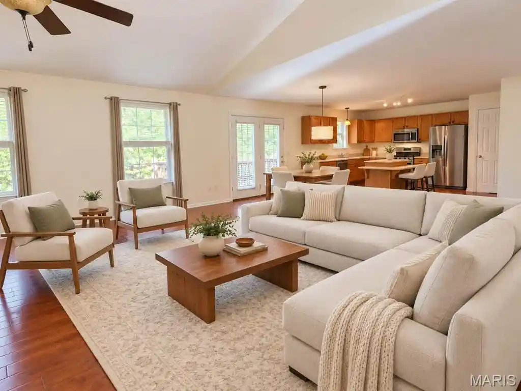 Photo 3 of Single family home for sale at 31 Fawn Trl, Eolia, MO 63344 | MLS# MIS26056756 | Listing updated on 2026-10-07