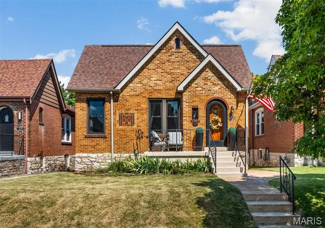 Photo 1 of Sale Pending at 4115 Haven St, Saint Louis, MO 63116 | MLS# MIS26056761 | Listing updated on 2026-09-07
