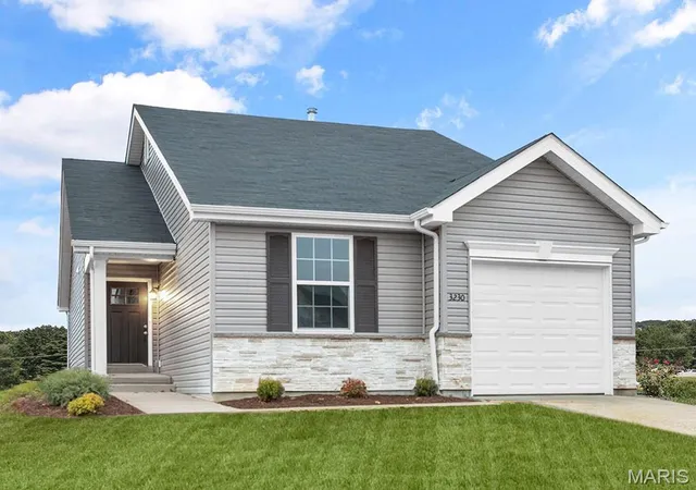 Photo 2 of Single family home for sale at 2 Summerfield At Winsel Park, Sullivan, MO 63080 | MLS# MIS26056783 | Listing updated on 2026-09-02
