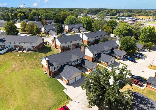 Photo 3 of Sale Pending at 222 Deer Holw Ct #17, O Fallon, MO 63366 | MLS# MIS26056794 | Listing updated on 2026-09-20