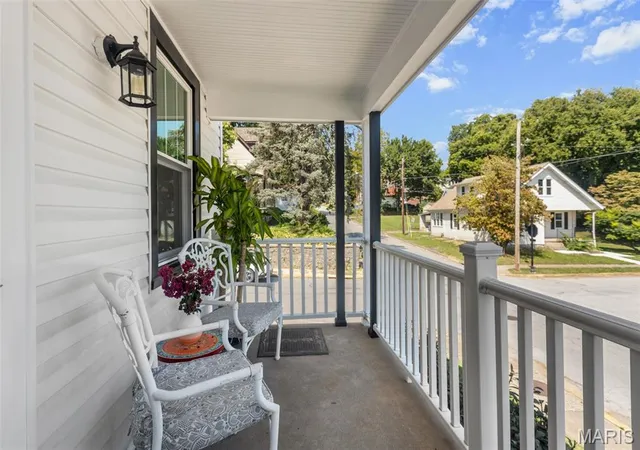 Photo 3 of Single family home for sale at 700 Benton, Saint Charles, MO 63301 | MLS# MIS26056804 | Listing updated on 2026-09-14