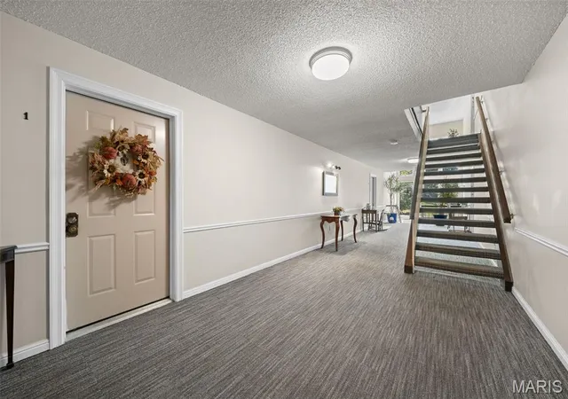 Photo 3 of Condo for sale at 1968 Meadowtree Ln #5, Saint Louis, MO 63122 | MLS# MIS26056808 | Listing updated on 2026-09-12