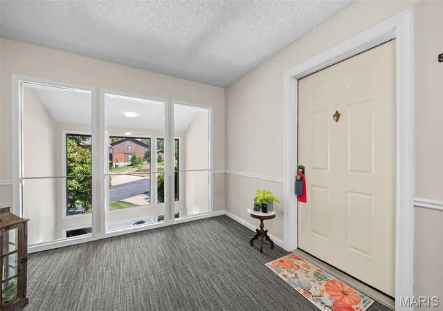 Photo 4 of Condo for sale at 1968 Meadowtree Ln #5, Saint Louis, MO 63122 | MLS# MIS26056808 | Listing updated on 2026-09-12