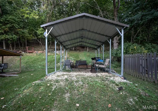 Photo 4 of Single family home for sale at 359 Market St, Grafton, IL 62037 | MLS# MIS26056819 | Listing updated on 2026-09-05