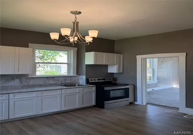 Photo 2 of Single family home for sale at 509 N Jackson St, Belleville, IL 62220 | MLS# MIS26056824 | Listing updated on 2026-09-03