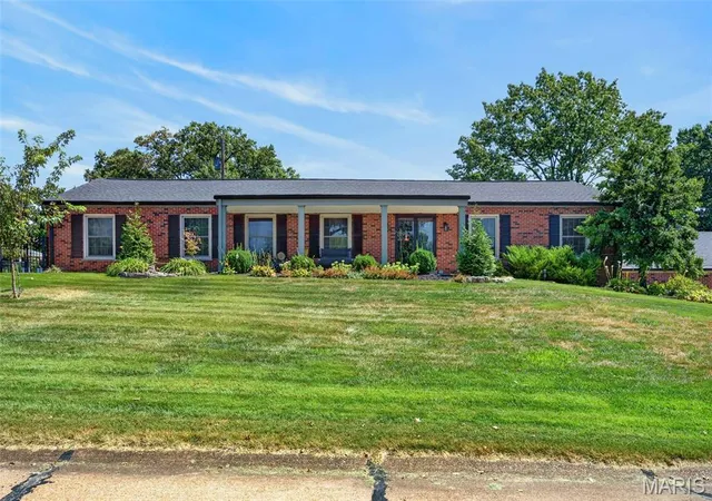 Photo 2 of Single family home for sale at 10636 Rebecca Dr, Saint Louis, MO 63128 | MLS# MIS26056825 | Listing updated on 2026-09-14