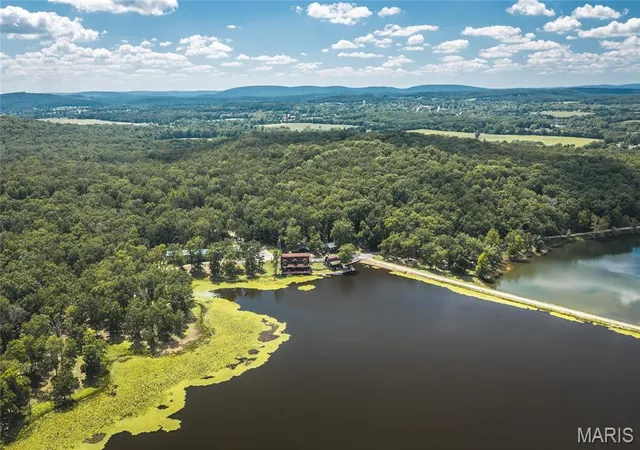 Photo 2 of Land for sale at 805 Vineyard Lake Rd, Bismarck, MO 63624 | MLS# MIS26056839 | Listing updated on 2026-10-02