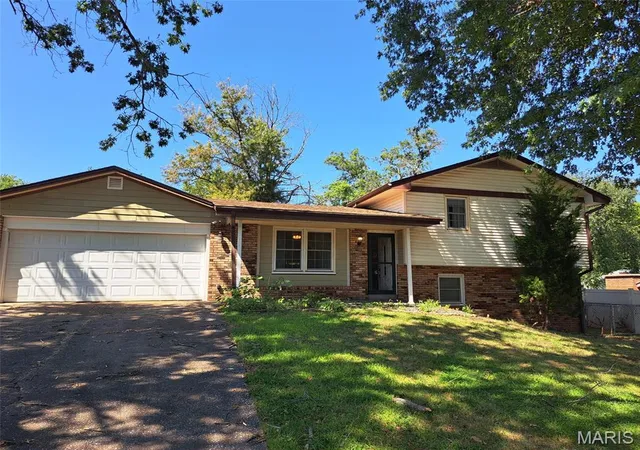 Single family home for sale at 1808 Ferndale St, Cape Girardeau, MO 63701 | MLS# MIS26056841 | Listing updated on 2026-09-21