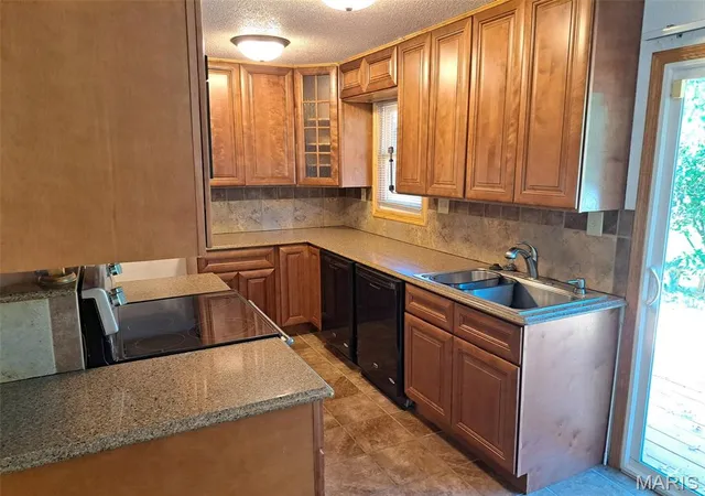 Photo 2 of Single family home for sale at 1808 Ferndale St, Cape Girardeau, MO 63701 | MLS# MIS26056841 | Listing updated on 2026-09-21
