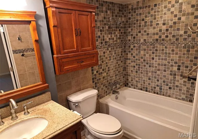 Photo 4 of Single family home for sale at 1808 Ferndale St, Cape Girardeau, MO 63701 | MLS# MIS26056841 | Listing updated on 2026-09-21