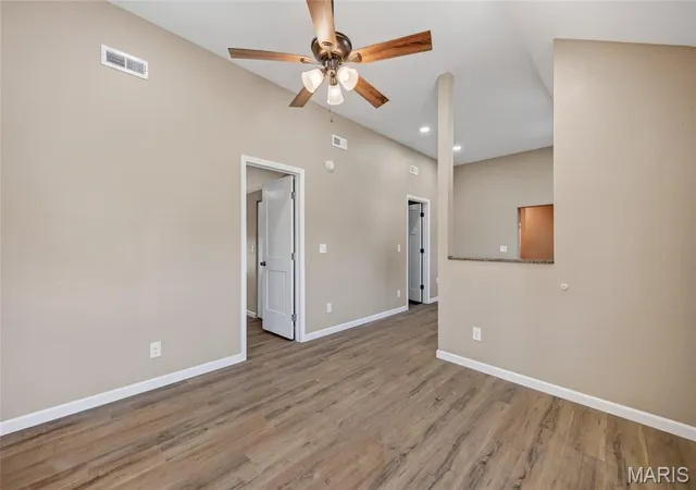 Photo 3 of Sale Pending at 645 Sarah St, Lebanon, MO 65536 | MLS# MIS26056850 | Listing updated on 2026-09-14