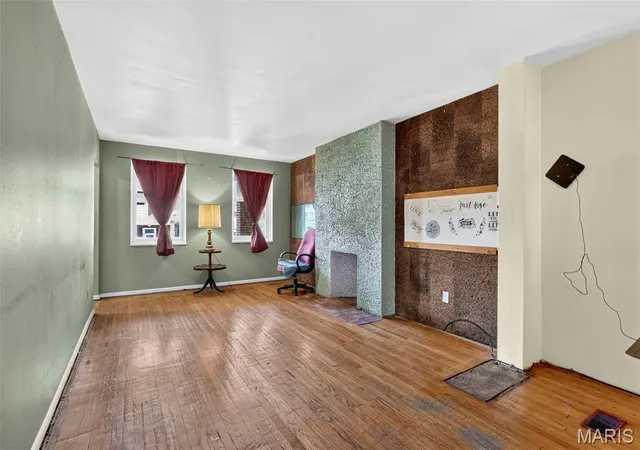 Photo 3 of Single family home for sale at 4546 Varrelmann Ave, Saint Louis, MO 63116 | MLS# MIS26056852 | Listing updated on 2026-09-15