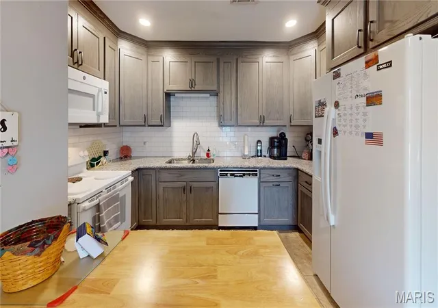 Photo 4 of Single family home for sale at 606 N Dewey St, Greenville, IL 62246 | MLS# MIS26056876 | Listing updated on 2026-09-23