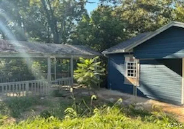 Photo 2 of Single family home for sale at 121 Begley St, Poplar Bluff, MO 63901 | MLS# MIS26056895 | Listing updated on 2026-09-03
