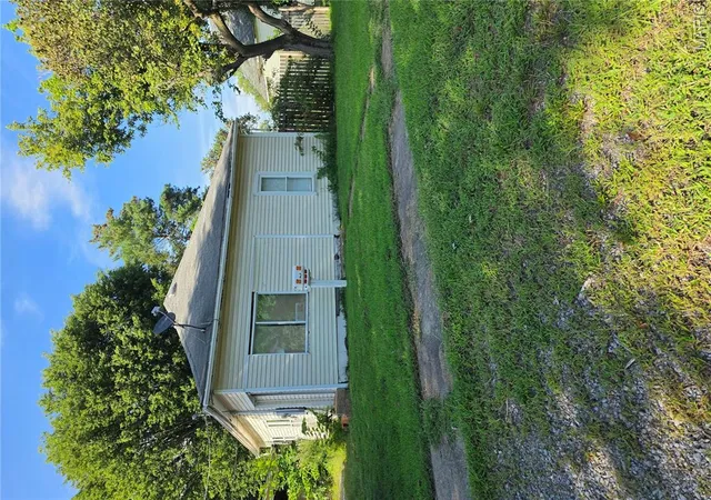 Photo 1 of Single family home for sale at 1005 E Elm St, West Frankfort, IL 62896 | MLS# MIS26056899 | Listing updated on 2026-09-03