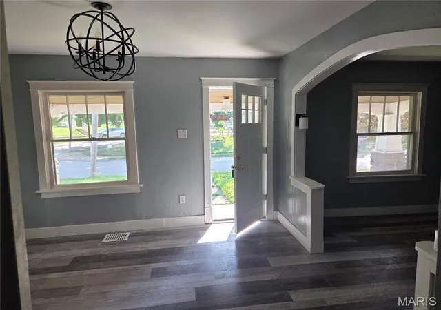 Photo 3 of Single family home for sale at 6474 Dale Ave, Saint Louis, MO 63139 | MLS# MIS26056906 | Listing updated on 2026-09-03