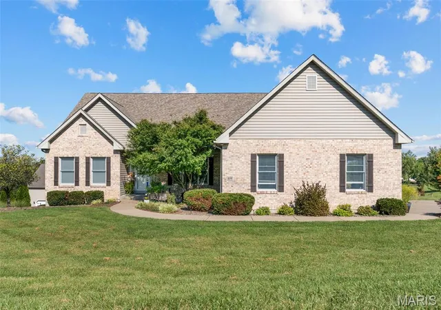 Photo 1 of Single family home for sale at 456 Cardinal Meadows Dr, Washington, MO 63090 | MLS# MIS26056916 | Listing updated on 2026-09-03