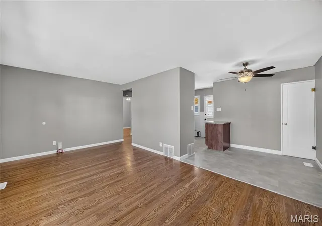 Photo 4 of Sale Pending at 4036 Robert Ave, Saint Louis, MO 63116 | MLS# MIS26056924 | Listing updated on 2026-09-13