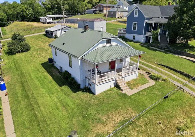 Photo 3 of Single family home for sale at 125 E 9th Street, Hermann, MO 65041 | MLS# MIS26056930 | Listing updated on 2026-09-03