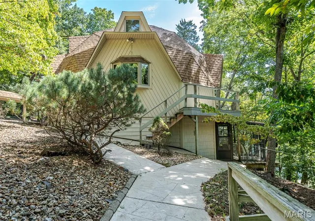 Photo 4 of Single family home for sale at 1806 Shield Ct, Marthasville, MO 63357 | MLS# MIS26056932 | Listing updated on 2026-09-29