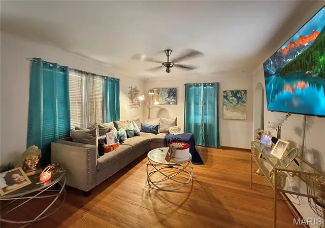 Photo 2 of Single family home for sale at 218 N Marguerite Ave, Saint Louis, MO 63135 | MLS# MIS26056947 | Listing updated on 2026-09-04