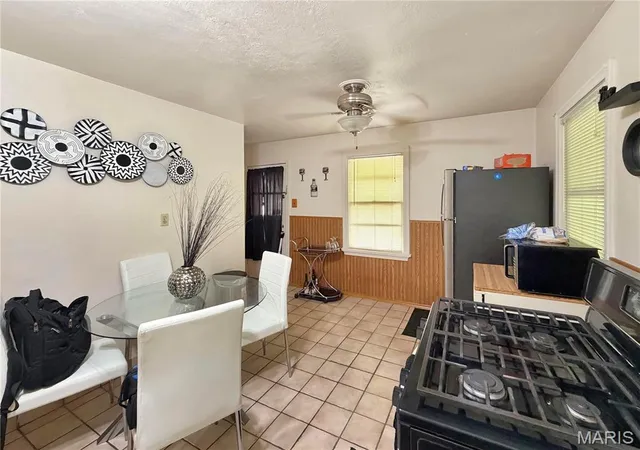 Photo 3 of Single family home for sale at 218 N Marguerite Ave, Saint Louis, MO 63135 | MLS# MIS26056947 | Listing updated on 2026-09-04