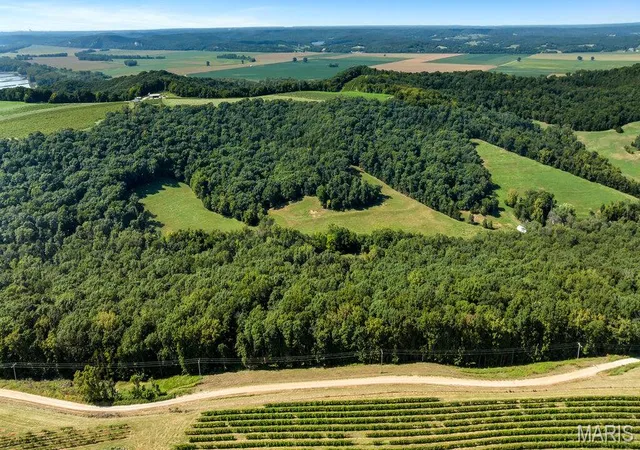 Photo 2 of Land for sale at 1652 Coles Crk Rd, Hermann, MO 65041 | MLS# MIS26056952 | Listing updated on 2026-09-04