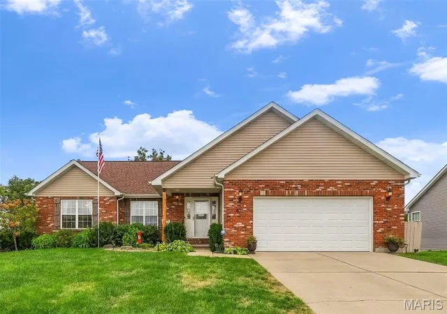 Photo 3 of Single family home for sale at 838 Greenbriar, Union, MO 63084 | MLS# MIS26056963 | Listing updated on 2026-10-04