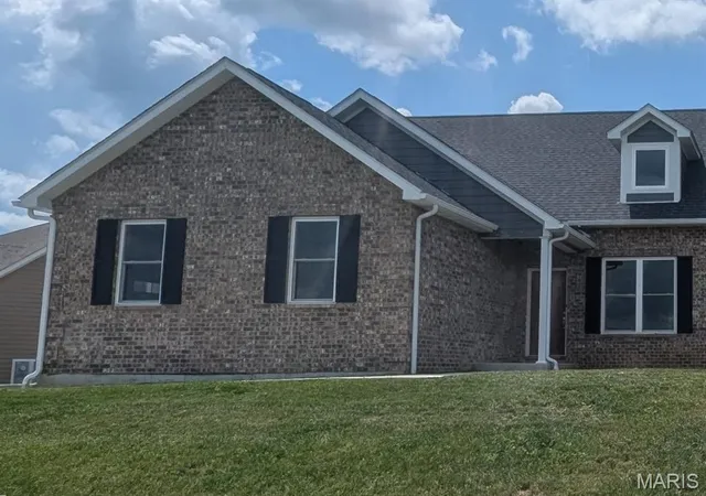 Photo 1 of Townhouse for sale at 10014 Yellowstone Dr, Cadet, MO 63630 | MLS# MIS26056970 | Listing updated on 2026-09-03