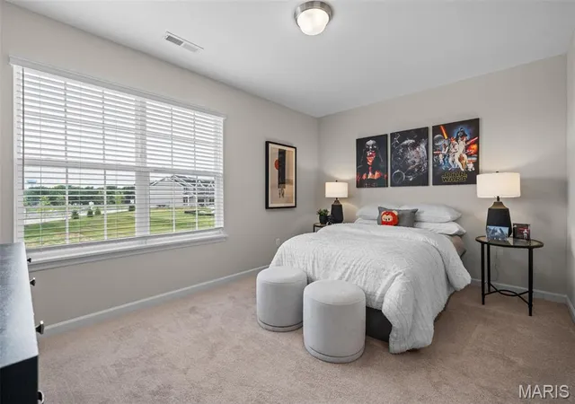 Photo 4 of Single family home for sale at 2 Burlington At Oakshire, O'fallon, MO 63385 | MLS# MIS26056978 | Listing updated on 2026-09-03
