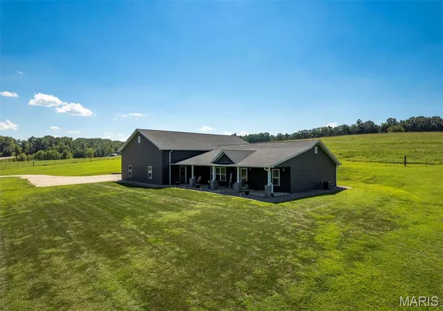 Photo 4 of Single family home for sale at 40795 State Hwy 51, Marble Hill, MO 63764 | MLS# MIS26056979 | Listing updated on 2026-09-03