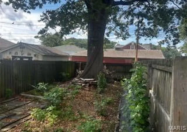 Photo 4 of Single family home for sale at 2981 Madison Ave, Granite City, IL 62040 | MLS# MIS26056984 | Listing updated on 2026-09-04
