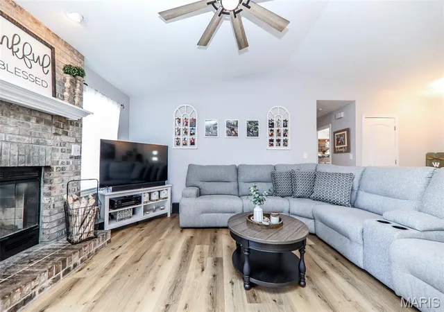 Photo 4 of Single family home for sale at 148 Cynthia Ln, Granite City, IL 62040 | MLS# MIS26056989 | Listing updated on 2026-09-06