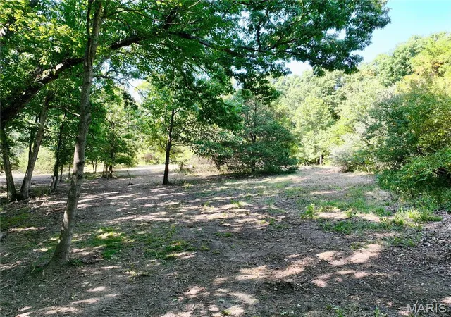 Photo 3 of Land for sale at 0 Callaway Ridge Dr, Defiance, MO 63341 | MLS# MIS26057013 | Listing updated on 2026-09-03