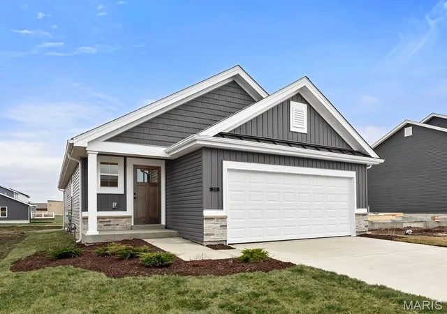 Photo 1 of Single family home for sale at 2 Carolina At Oakshire, O'fallon, MO 63385 | MLS# MIS26057024 | Listing updated on 2026-09-03