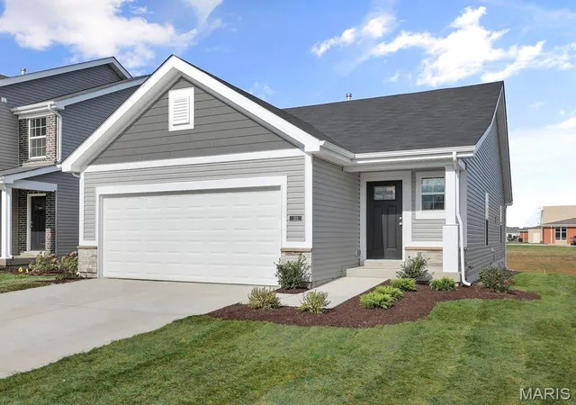 Photo 2 of Single family home for sale at 2 Carolina At Oakshire, O'fallon, MO 63385 | MLS# MIS26057024 | Listing updated on 2026-09-03