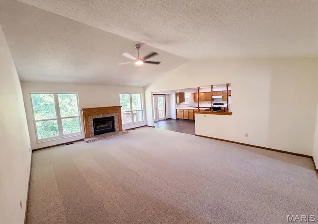 Photo 3 of Sale Pending at 2827 Bromley Dr, O Fallon, MO 63368 | MLS# MIS26057037 | Listing updated on 2026-09-23