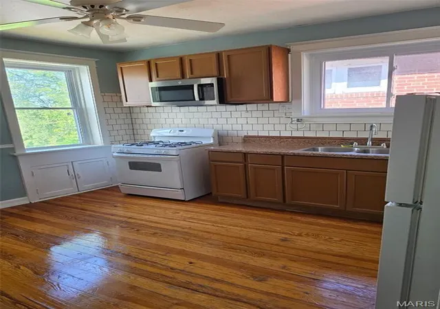 Photo 3 of Multi family home for sale at 3638 Marceline, Saint Louis, MO 63116 | MLS# MIS26057038 | Listing updated on 2026-09-03