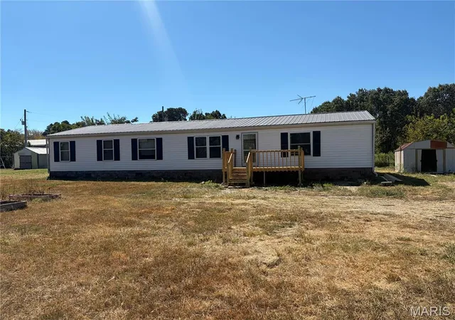 Photo 1 of Manufactured home for sale at 20430 Granger Ln, Lebanon, MO 65536 | MLS# MIS26057044 | Listing updated on 2026-10-07
