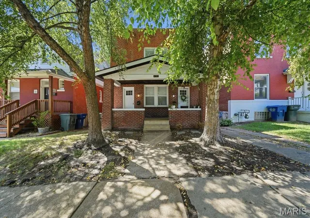 Multi family home for sale at 1127 Forest Ave, Saint Louis, MO 63139 | MLS# MIS26057046