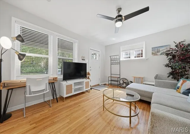 Photo 4 of Multi family home for sale at 1127 Forest Ave, Saint Louis, MO 63139 | MLS# MIS26057046 | Listing updated on 2026-09-04