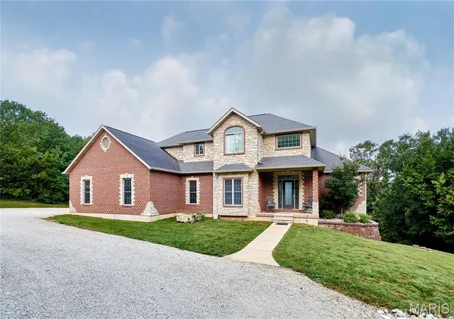 Single family home for sale at 999 Saint Marys Rd, Villa Ridge, MO 63089 | MLS# MIS26057048