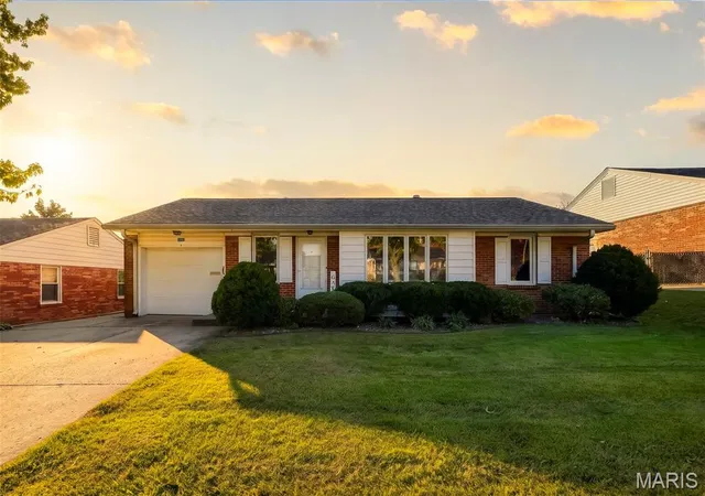 Single family home for sale at 1992 W Adams St, Saint Charles, MO 63301 | MLS# MIS26057063