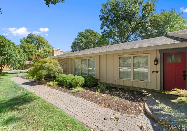 Photo 3 of Single family home for sale at 2701 S Ward Ave, Caruthersville, MO 63830 | MLS# MIS26057076 | Listing updated on 2026-09-04