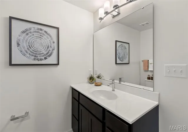 Photo 3 of Single family home for sale at 2 St James At Progress Pointe, Sainte Genevieve, MO 63670 | MLS# MIS26057086 | Listing updated on 2026-09-04