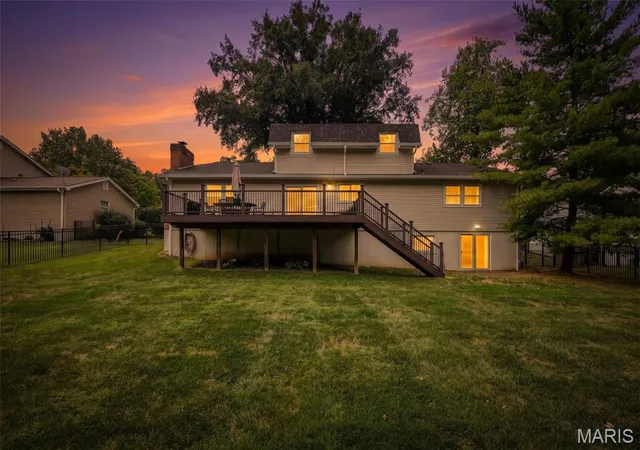 Photo 2 of Single family home for sale at 1751 Cyn View Ct, Chesterfield, MO 63017 | MLS# MIS26057088 | Listing updated on 2026-09-17